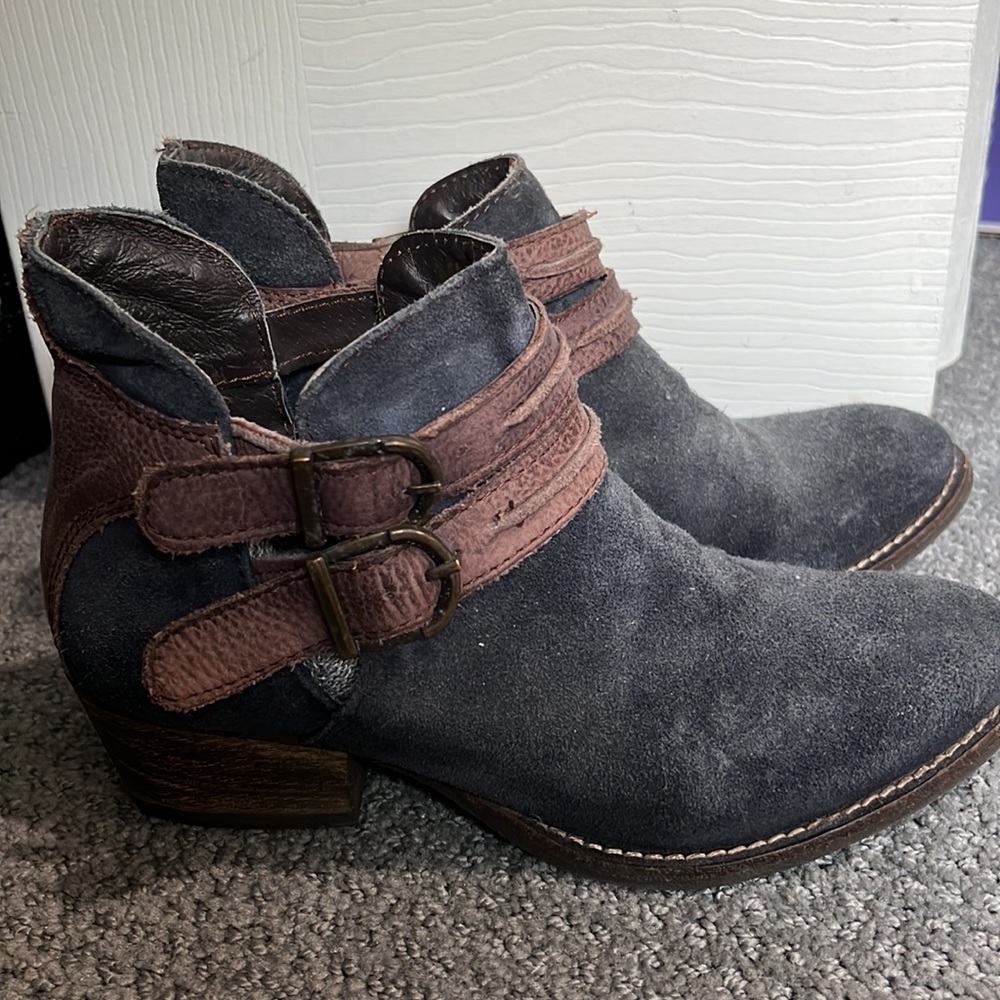 Booties - Picture 2 of 4